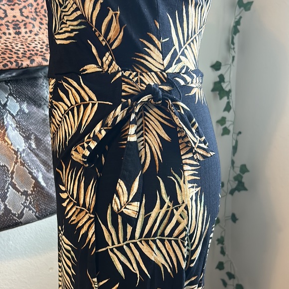 H&M Black Tropical Sleeveless Dress - Picture 3 of 7